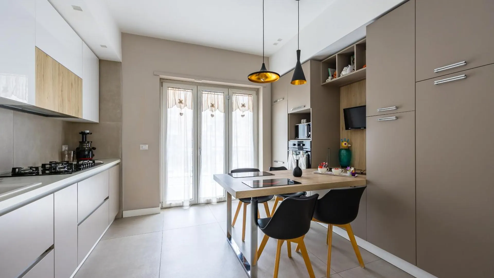 Apartment Malta Modern And Lovely Flat With Parking Naples